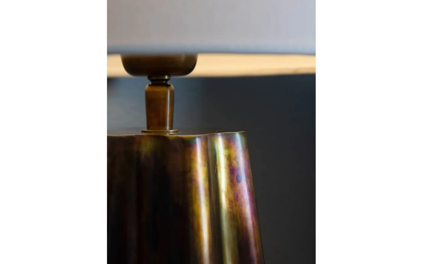 Aira Lampfot 34cm Oljad Mässing