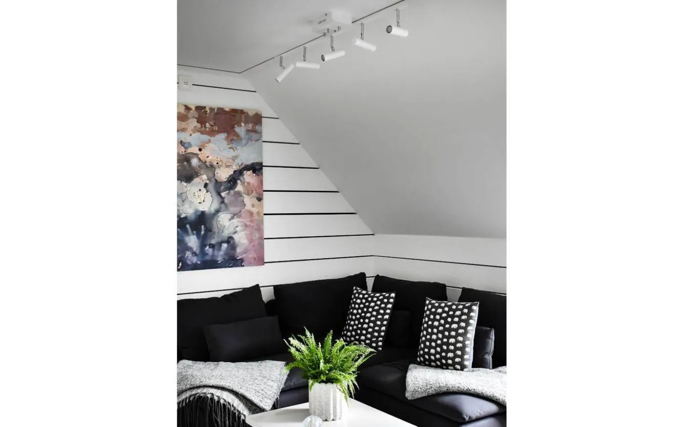 Artic Takspotlight 106cm LED 5x6W 3000K Vit