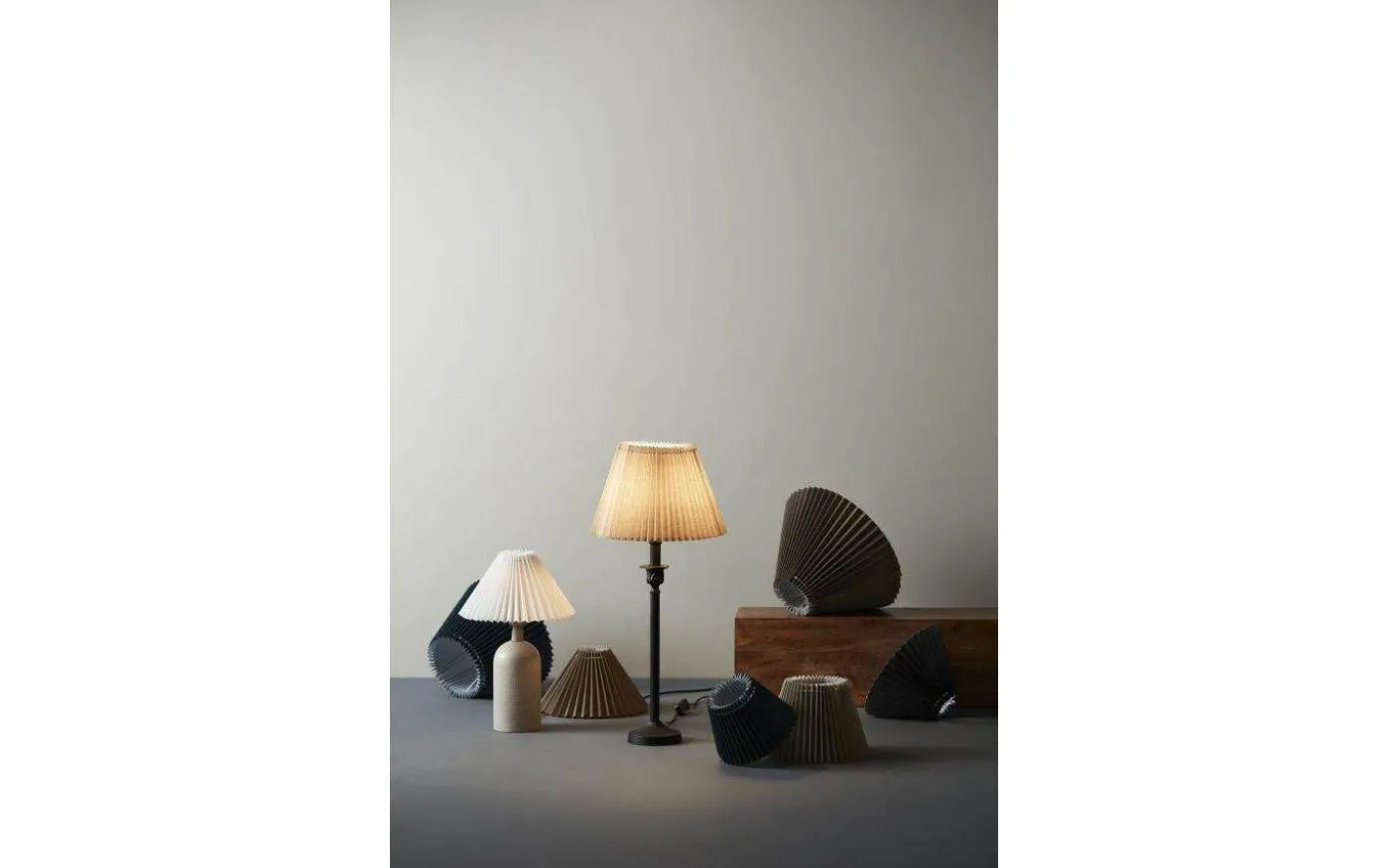 Astrid Lampskärm Ø40cm Veckad Linne Beige