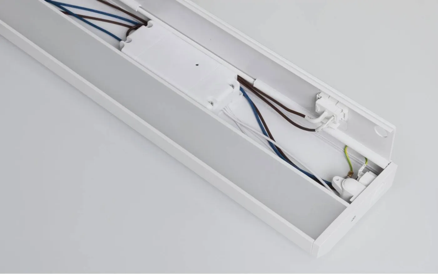 Bluetooth Cabinet LED Tunable 2700-5500K, 10W