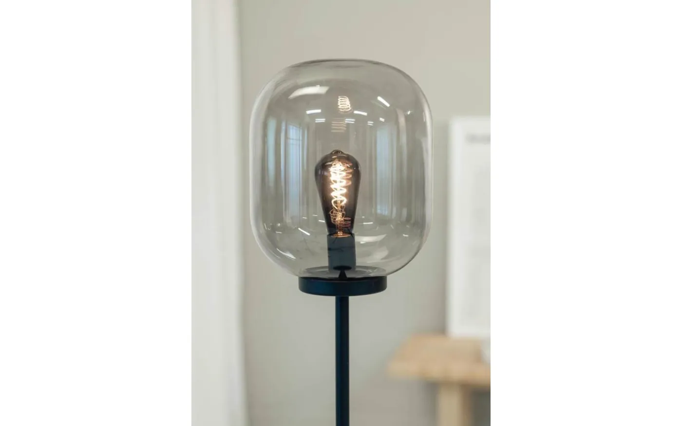Brooklyn Golvlampa 131cm Svart/Rök