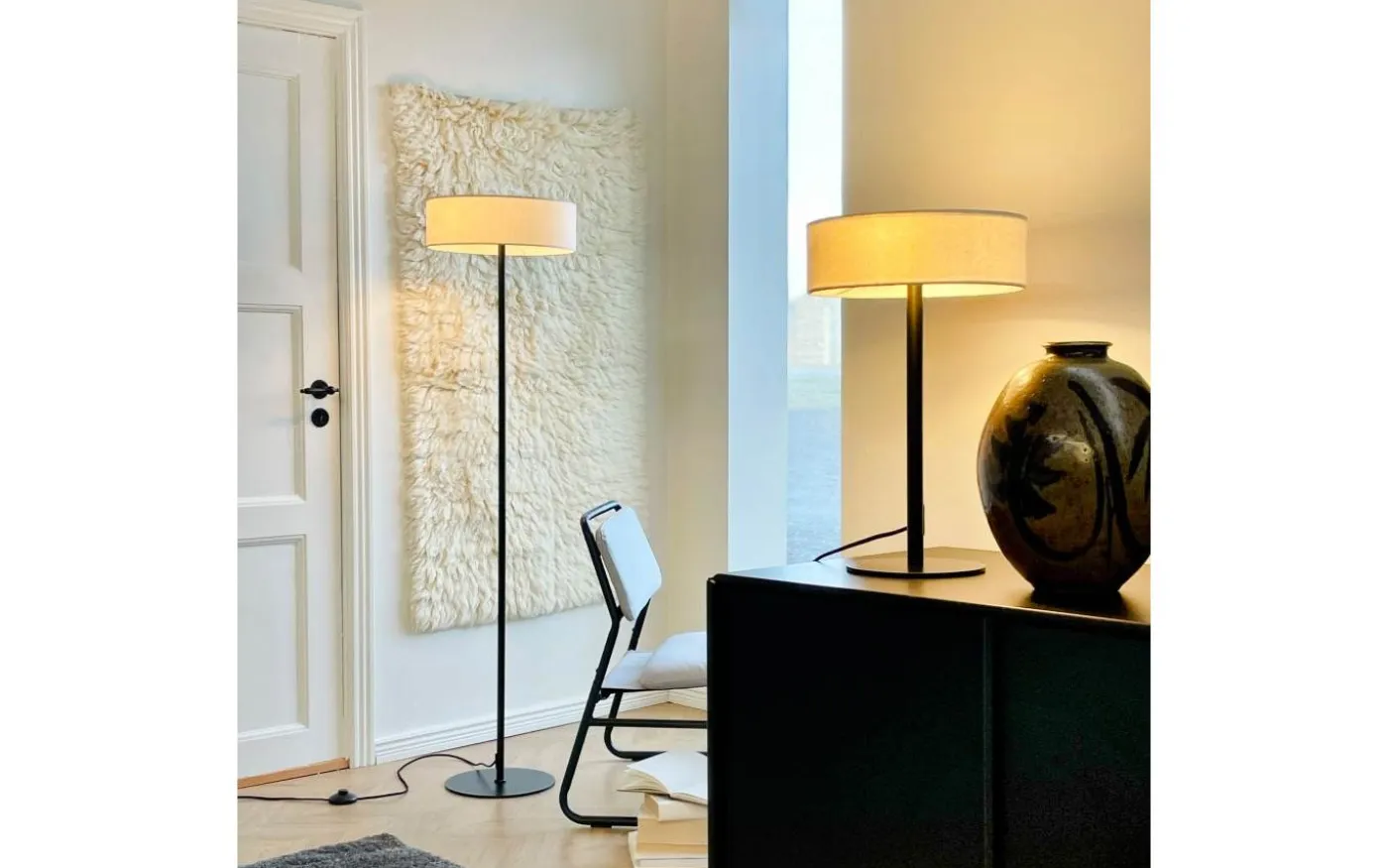 Calix Bordslampa 40cm Svart