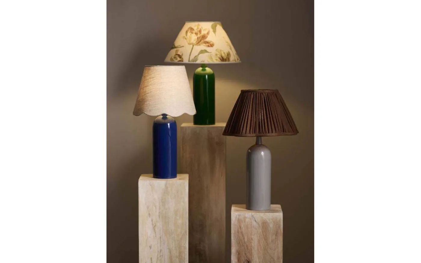 Carter Lampfot 35cm Grå
