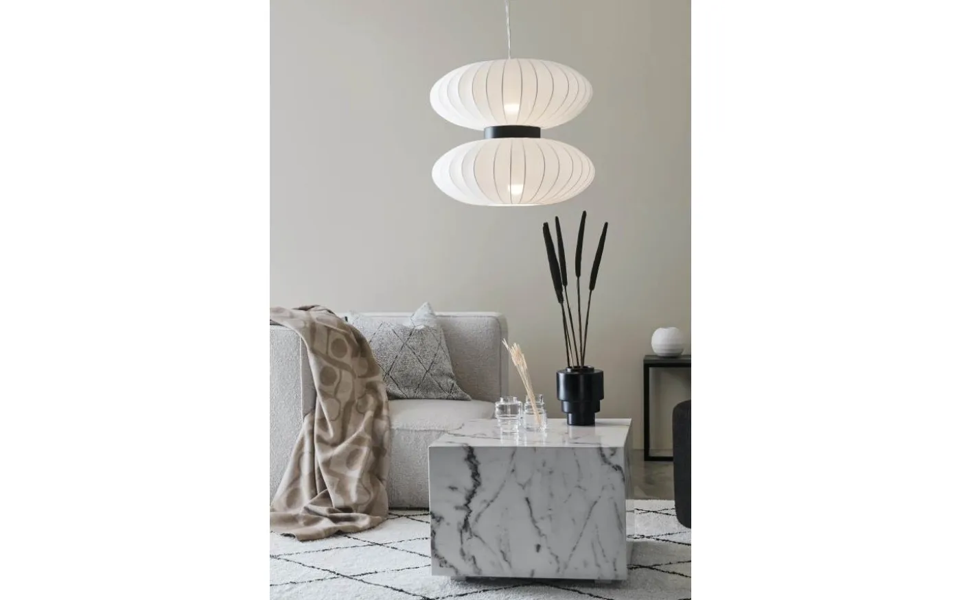 Daburu Taklampa 55cm Vit/Svart
