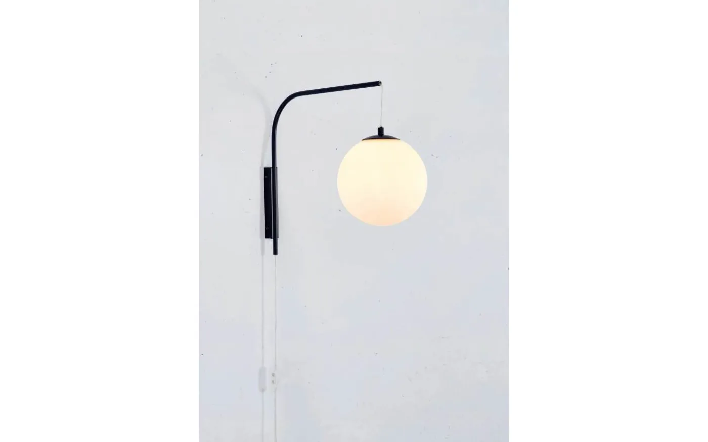Dione Vägglampa Vit/Svart