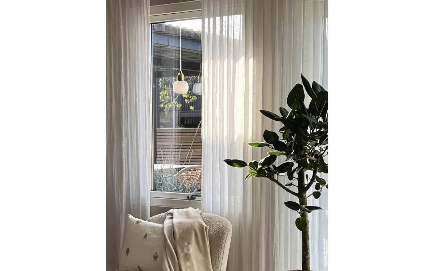 Elin Fönsterlampa 10cm Mässing/Opal