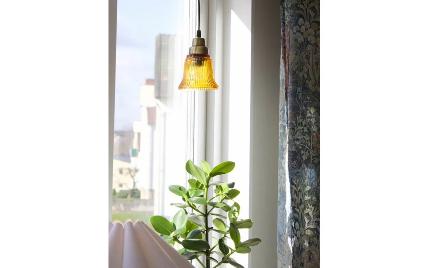 Emmi Fönsterlampa 12cm Amber/Mässing