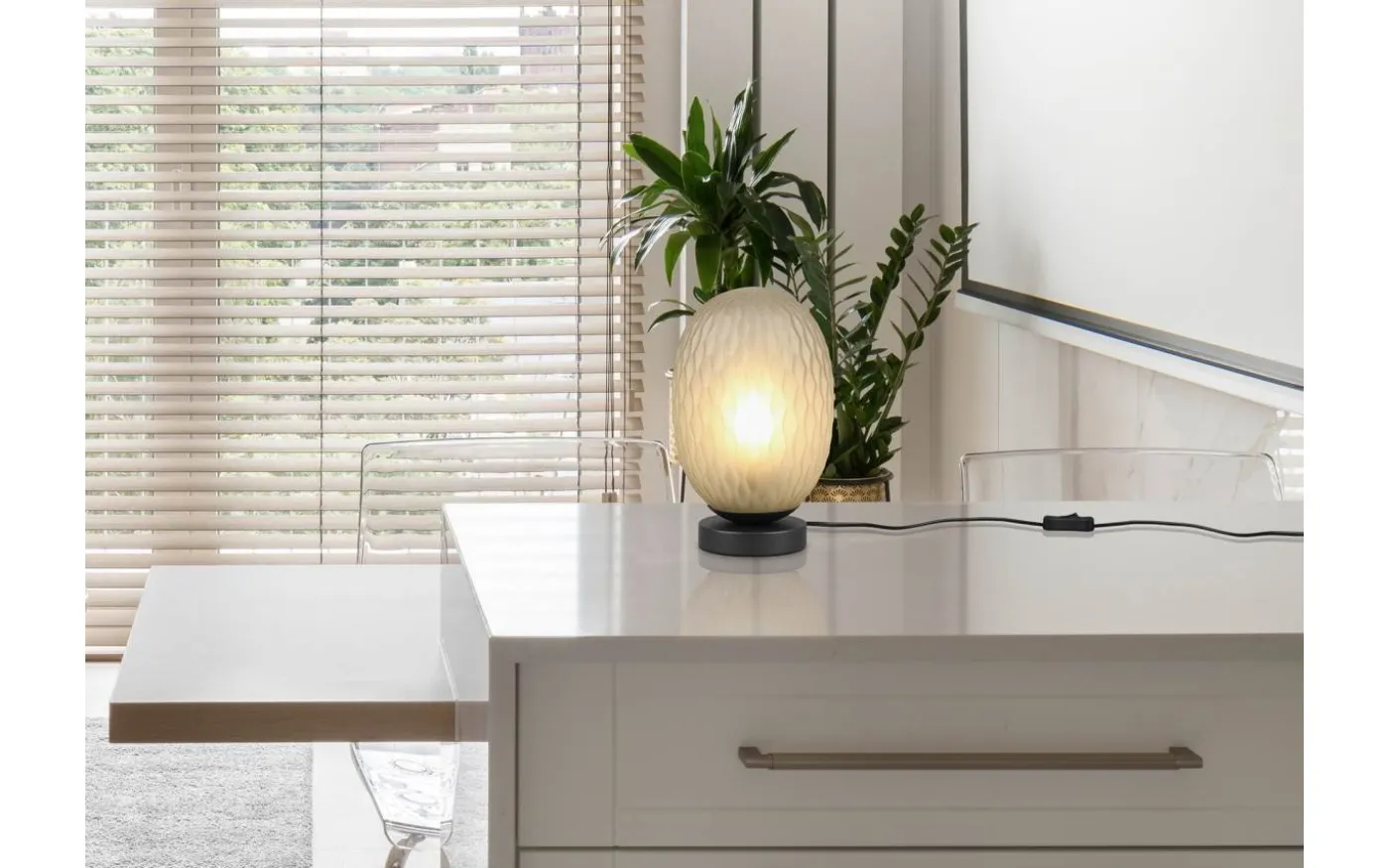 Facette Bordslampa E27 matt svart/grön