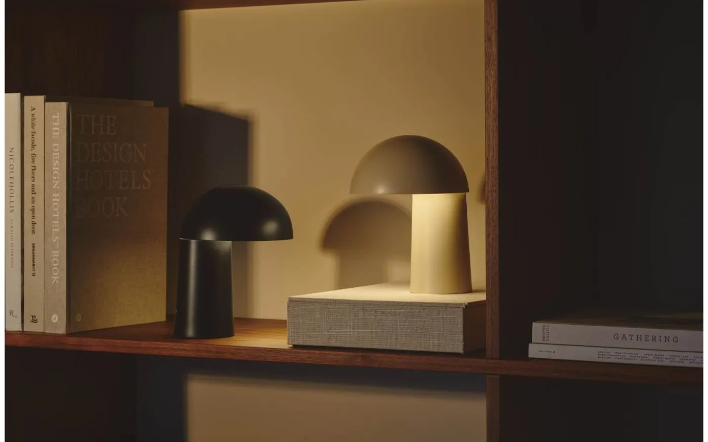 Faye Uppladdningsbar Bordslampa 21cm Beige