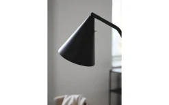 Funil Golvlampa LED 3-Steg-DIM 144cm Svart