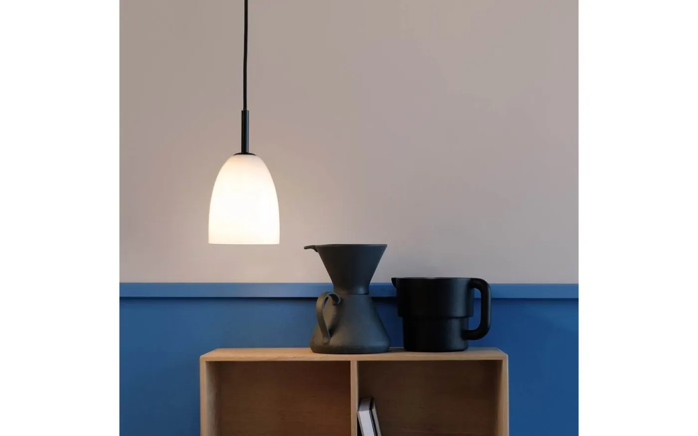 Jazz Fönsterlampa 12cm Opal/Svart