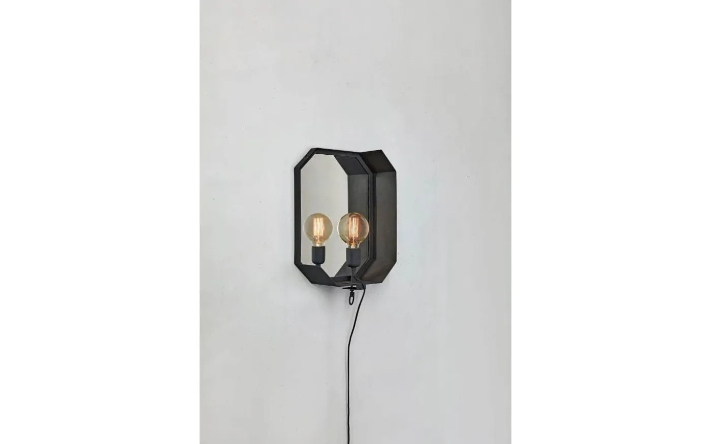 Kogo Vägglampa Svart