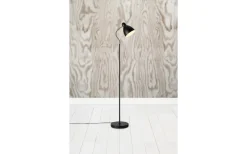 Nitta Golvlampa 145cm Svart