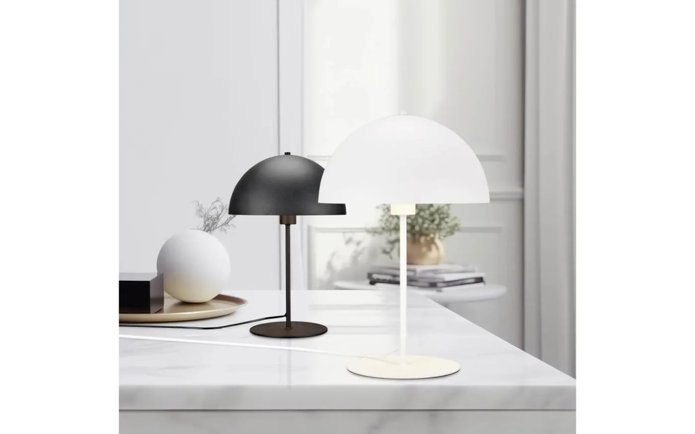 Nola Bordslampa 30cm E14 mattsvart