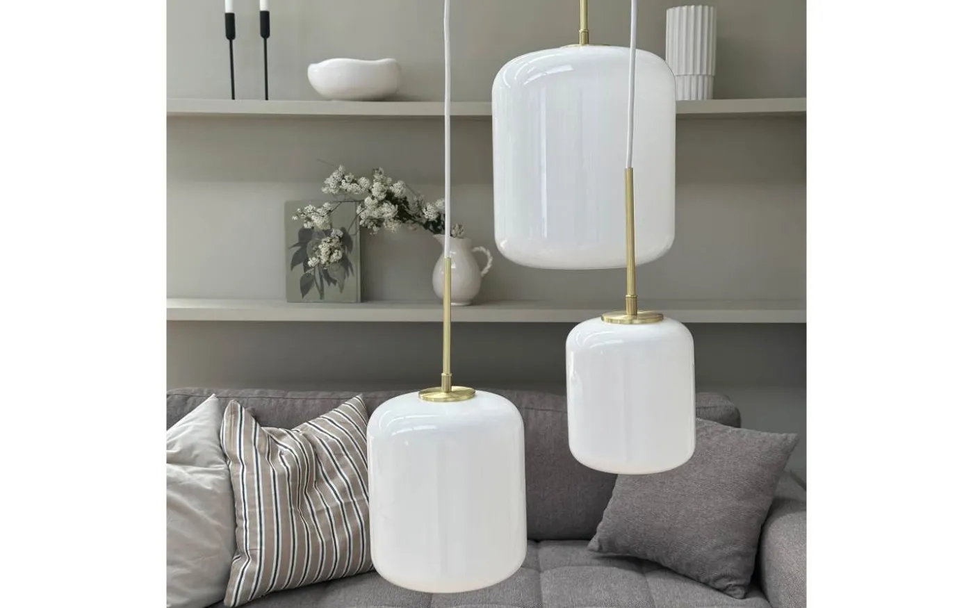 Silvia Fönsterlampa 15cm Opal/Mässing