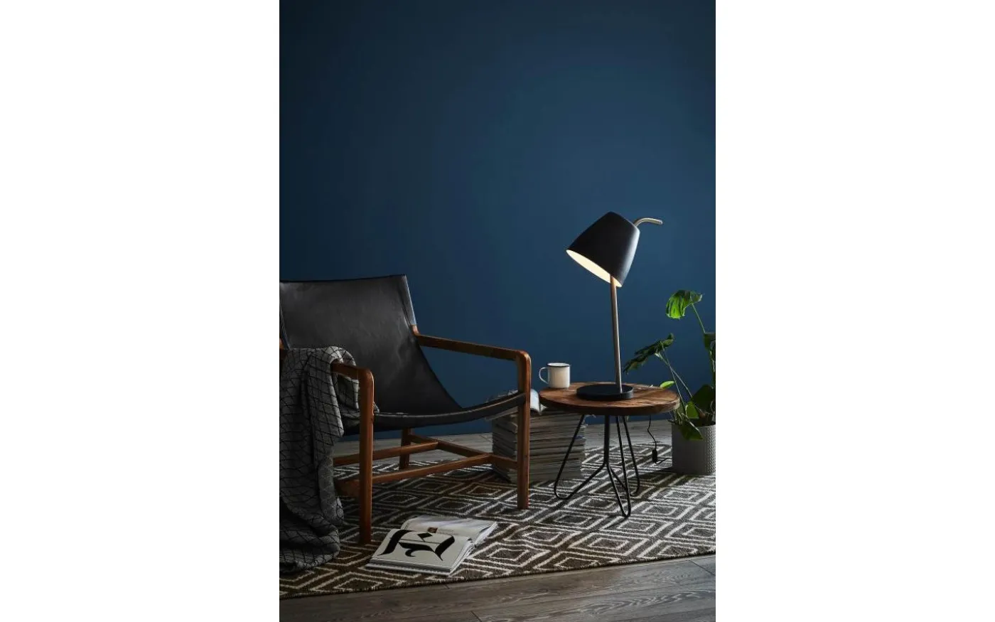 Spin Bordslampa 75cm Svart/Stål