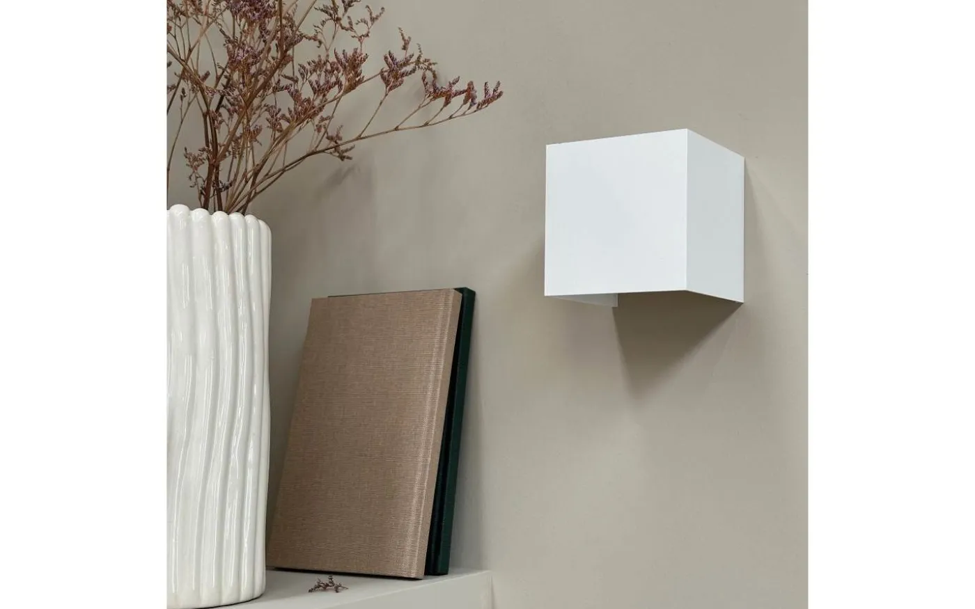 Venus 10X10 Vägglampa Vit Inomhus