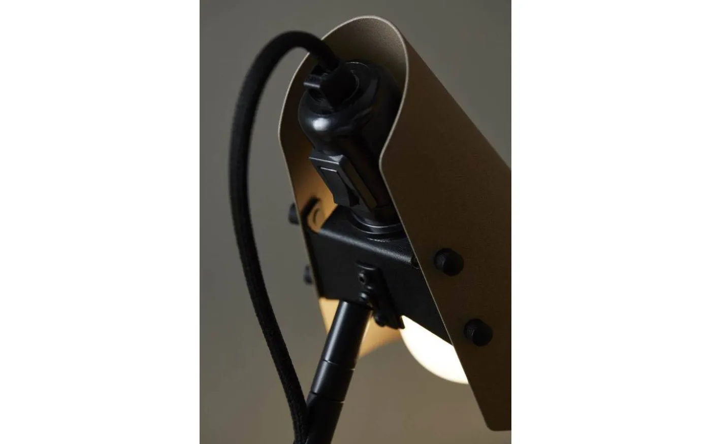 Vincent Skrivbordslampa 60cm Sandstruktur/Svartstruktur