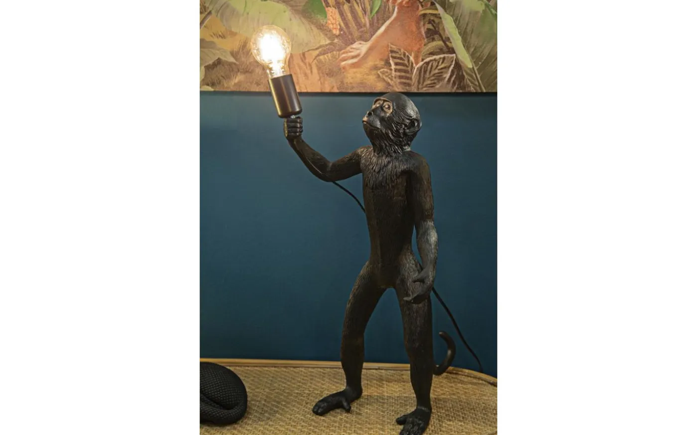 Vivid Bordslampa Apa 55cm Svart