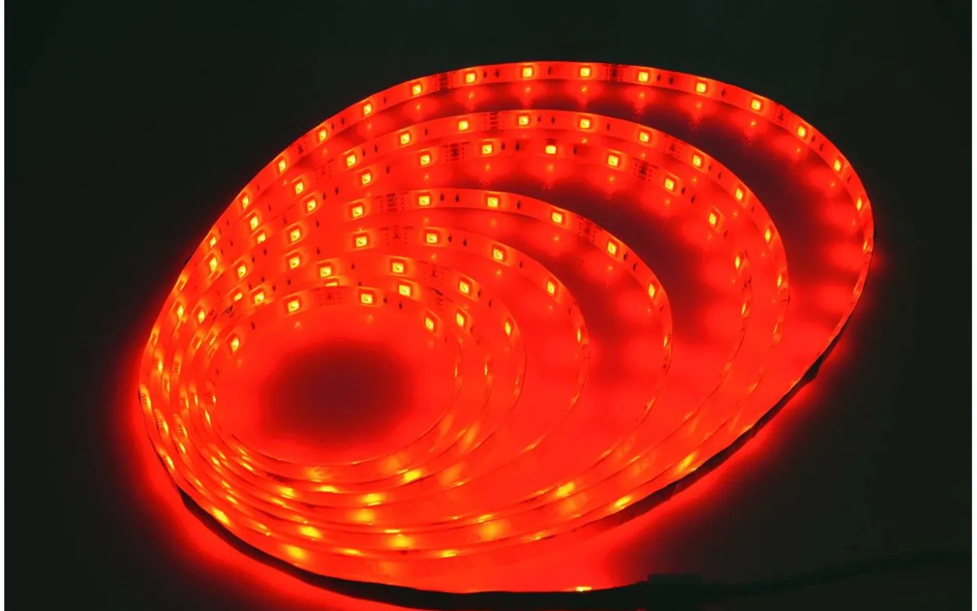Wi-Fi Smart LEDstrip 5m 16W RGB Flerfärgad LED Komplett