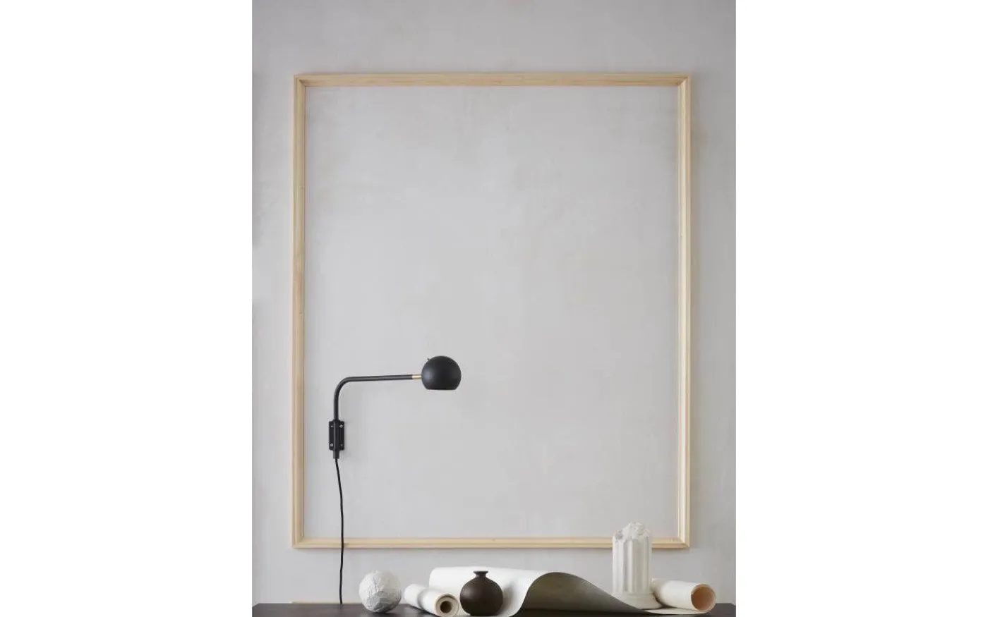 Yes Vägglampa 45cm Svart